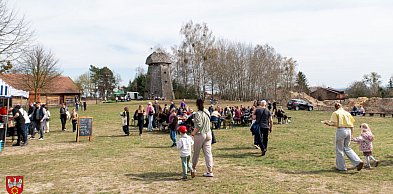 "Wielkanoc na Krajnie" - tradycja, smak i rękodzieło w osieckim skansenie