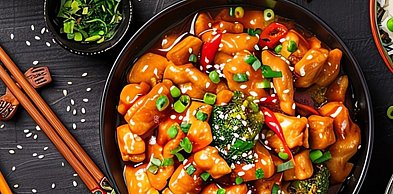 Przepis na idealny ramen — jak stworzyć aromatyczną zupę inspirowaną Japonią