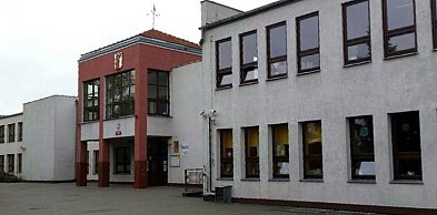 Konkurs na kandydata na stanowisko dyrektora Szkoły Podstawowej w Ujściu