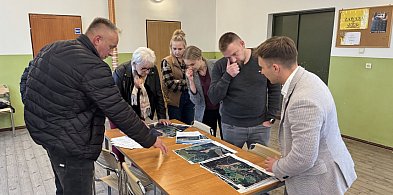 Jest już po pierwszych spotkaniach. Czy w Starej Łubiance staną turbiny wiatrowe?-43878