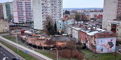 Z krajobrazu Piły znikają kolejne szpecące kamienice-45090