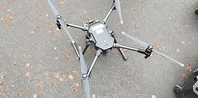 Policjanci kontrolowali z drona "wyścigi słoni" [film]-45345