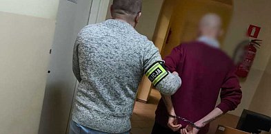 Zniszczył pokój hotelowy, a potem… zasnął-45744