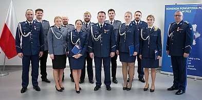 Policyjne awanse na stopnie aspirantów i podoficerów-46291