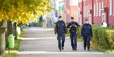 Słuchacze Szkoły Policji dołączyli do patroli-44381
