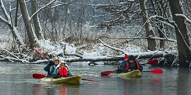 Trzej Królowie w kajakach przy minus 13-46144