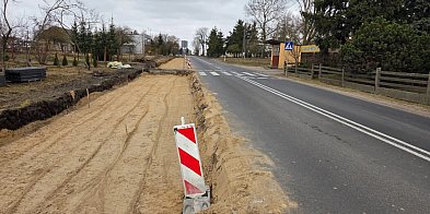 Rozbudowują drogę wojewódzką nr 242