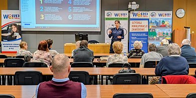 Seniorzy na herbatce w WORD