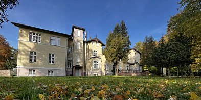 Prawie 900 tysięcy na pompy ciepła dla DPS-ów