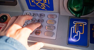 Duże zmiany w wypłacaniu gotówki. Bankomaty odchodzą do przeszłości-45273