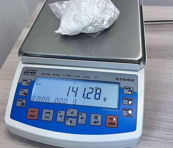 Wpadli z mefedronem, amfetaminą i marihuaną-43896