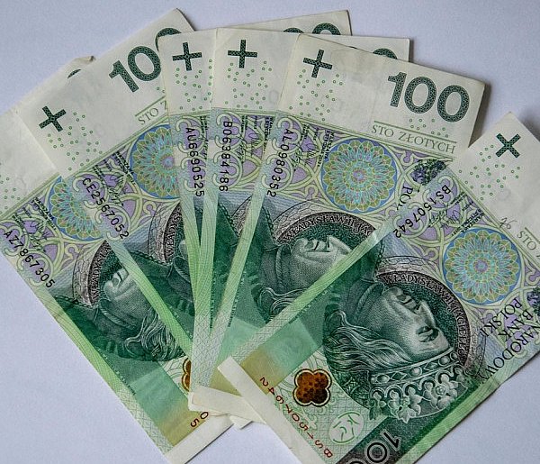 Alimenciarze zalegają miliardy złotych. Płacimy za nich wszyscy-44372