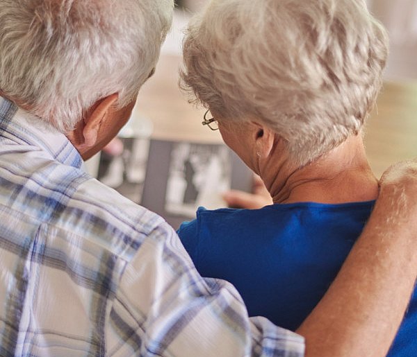 Seniorzy mają powód do radości. Projekt „Godna emerytura” trafił do Sejmu-44476