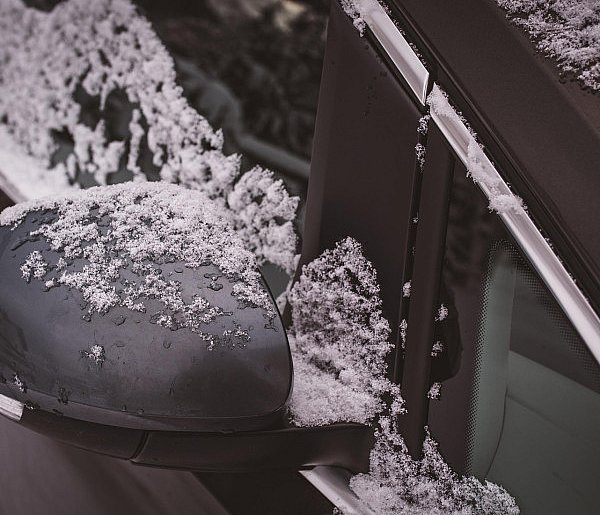 Zimowy atak w całej Polsce. Kierowców czeka kosztowna niespodzianka-45023