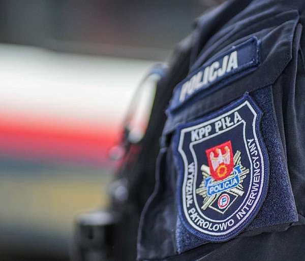 Kopał samochody i uszkadzał lusterka-45297