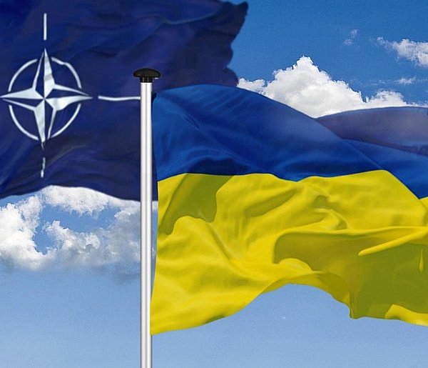 Premier Wielkiej Brytanii zwołuje pilne spotkanie liderów-45405