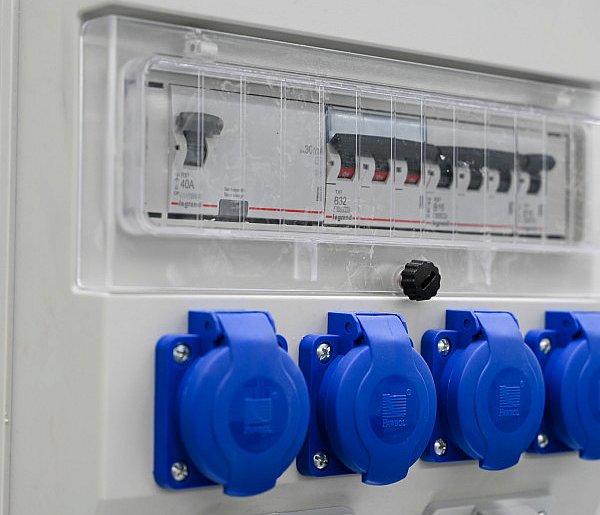 Dostawcy prądu pod presją. Te zmiany odczują odbiorcy-46085