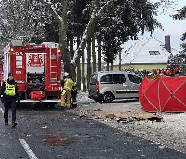 Zderzyli się z tirem. Nie żyje matka i 4-letnia córka