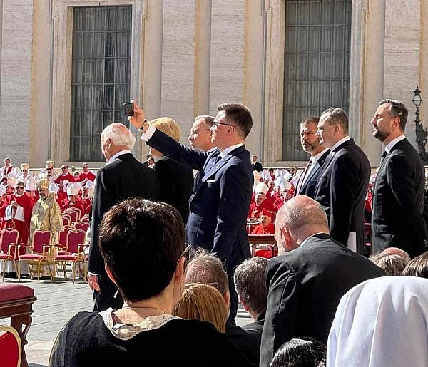 Zarządzanie masą upadłościową, czyli wielki ból głowy Hołowni