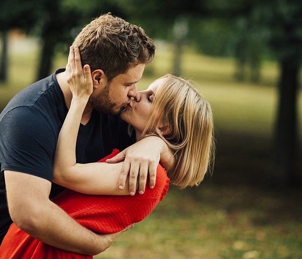 Maria Cichoń: "Uparta miłość" (1)