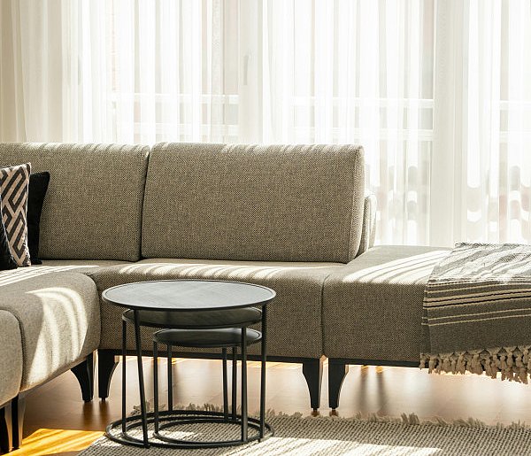 Pasmanteria meblowa w projektach wnętrz – jak wykorzyst