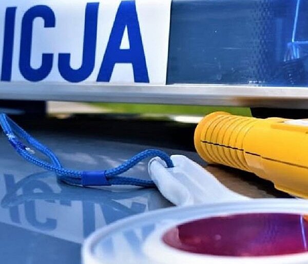 I gdzie tu rozum? Jechał ciężarówką za szybko i z promilami
