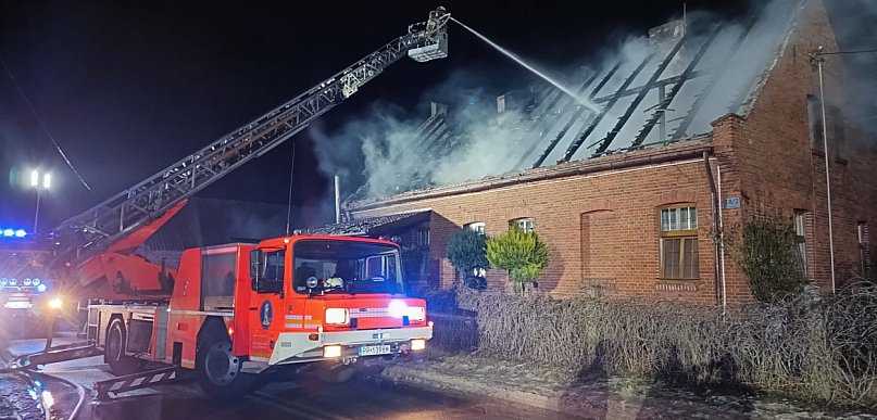 Pożar w Brzostowie. "Spłonęło to, co budowali przez wiele lat"