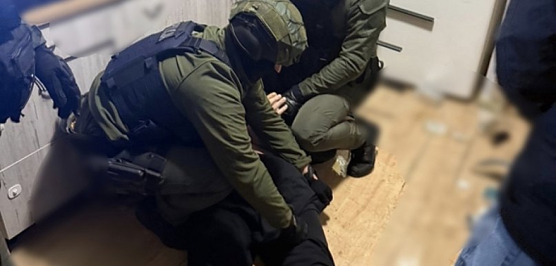 Mają wyroki, ukrywają się. Do czasu... [film z zatrzymania]