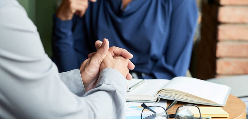 Doradca kredytowy – kim jest i jak może pomóc przy wyborze kredytu hipotecznego?