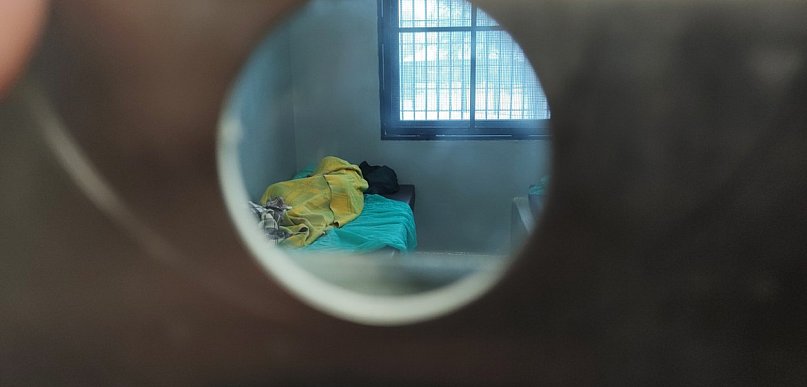 Schował się przed policjantami w cudzym mieszkaniu