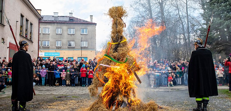 „Wygnanie Judasza” - dawny obrzęd wielkanocny, który zanikł w XX wieku