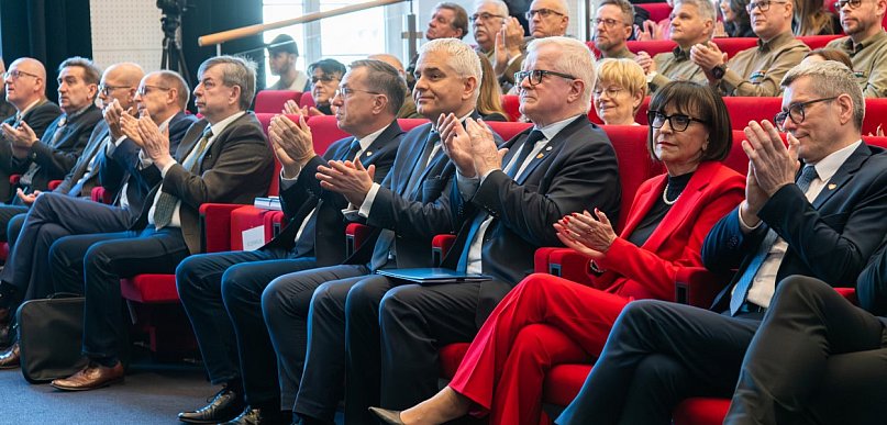Wilk - temat ważny i drażliwy - na konferencji w Iskrze