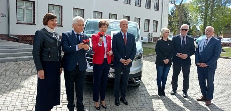 Nowe busy dla DPS w Rzadkowie i DPS w Falmierowie