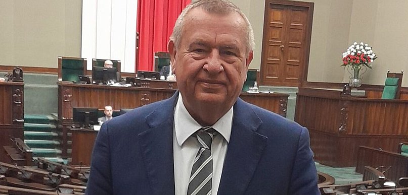Tak w kwietniu "orał" poseł Czarnecki