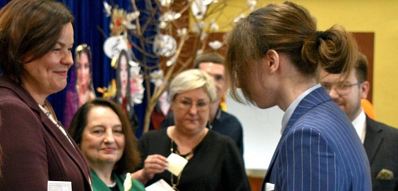 Uczeń Ekonomika najlepszy w haiku