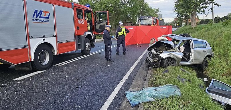 Dwie osoby zginęły w wypadku koło Człuchowa. DK 22 zablokowana