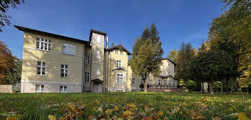 Prawie 900 tysięcy na pompy ciepła dla DPS-ów