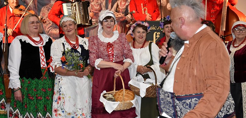 Wielka biesiada u Jankiela w Słomkach. Gmina Chodzież podsumowała projekt