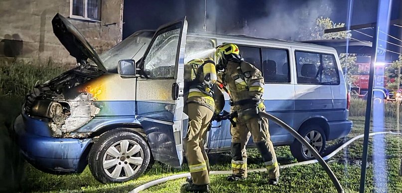 Marcinkowice: Nocny pożar samochodu