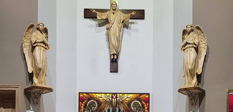 Nowy wygląd prezbiterium kościoła w Nieżychowie