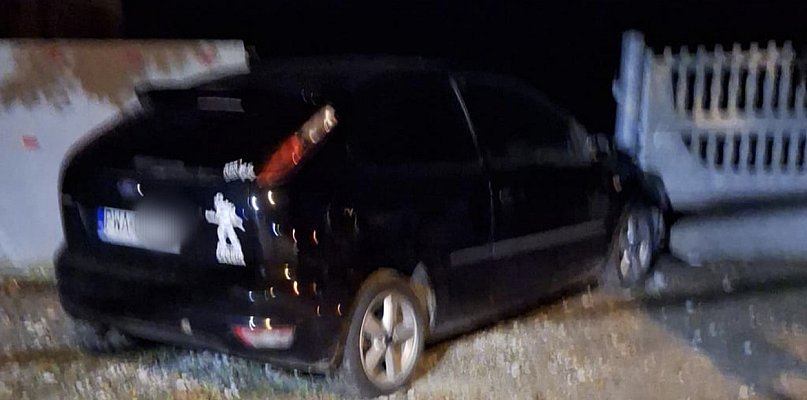 Najpierw usłyszał huk. Potem zobaczył czarnego forda… - 43221
