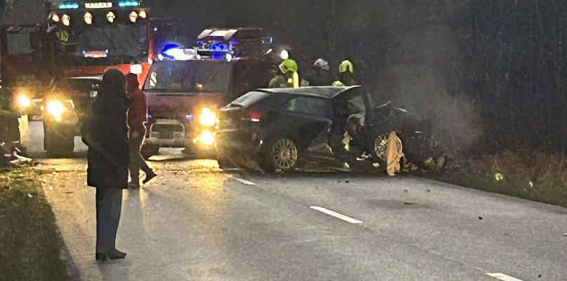 Wypadek między Śmiłowem a Kaczorami - 45889