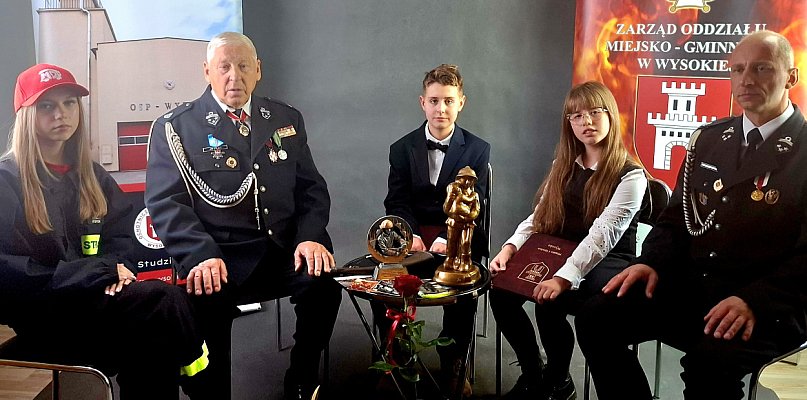 Uczniowie z Wysokiej szukali lokalnych bohaterów - 45991