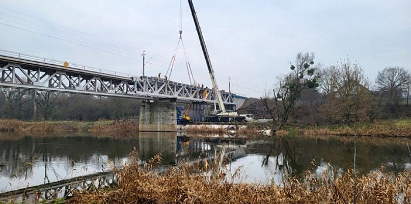 Utrudnienia na linii kolejowej Poznań-Piła. Przesiadka w autobusy