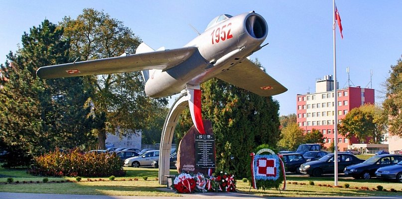 Gdzie jest "koło samolotu" - wiedzą wszyscy. Teraz samolot potrzebuje remontu!