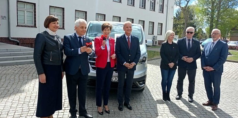 Nowe busy dla DPS w Rzadkowie i DPS w Falmierowie