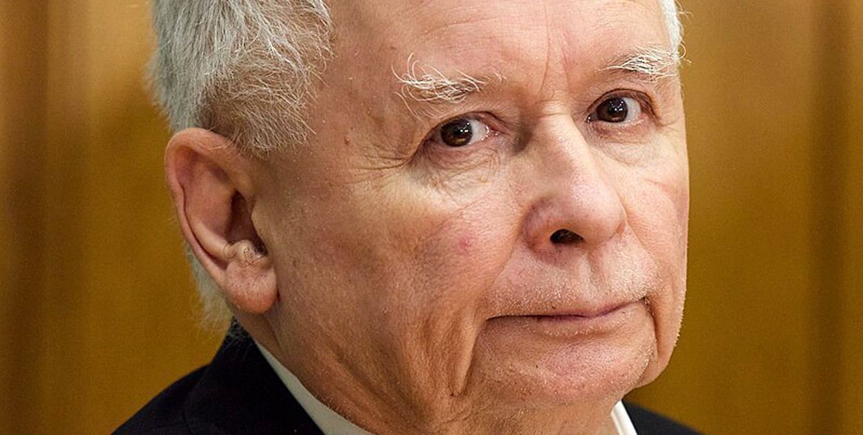 PiS osuwa się w niebezpieczny radykalizm