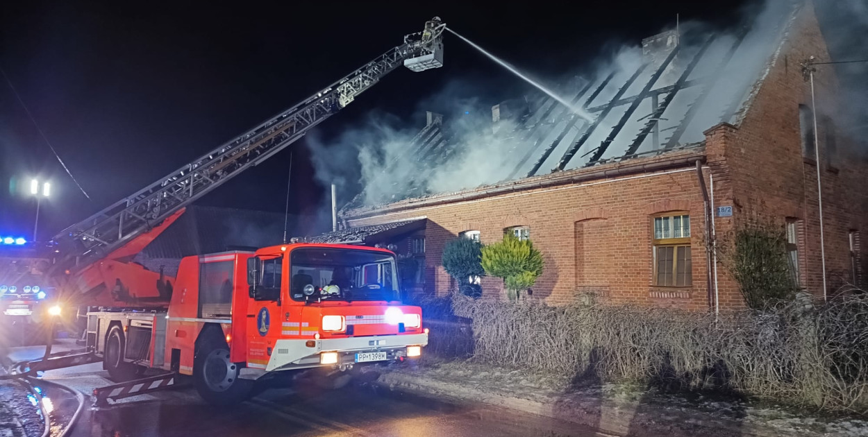 Pożar w Brzostowie. "Spłonęło to, co budowali przez wiele lat"