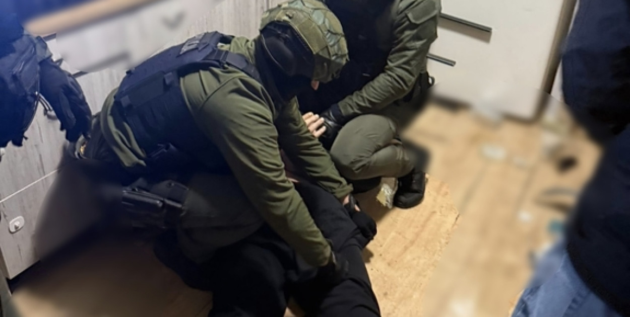 Mają wyroki, ukrywają się. Do czasu... [film z zatrzymania]