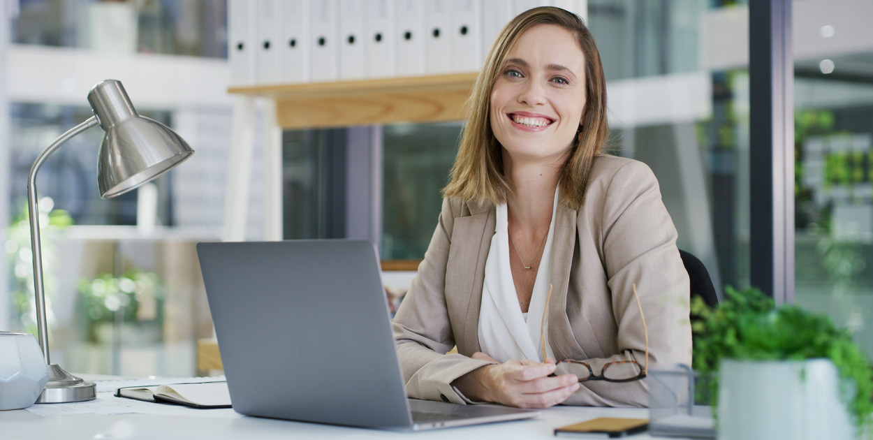 Ryczałt, skala podatkowa czy podatek liniowy – jak wybrać formę opodatkowania, żeb